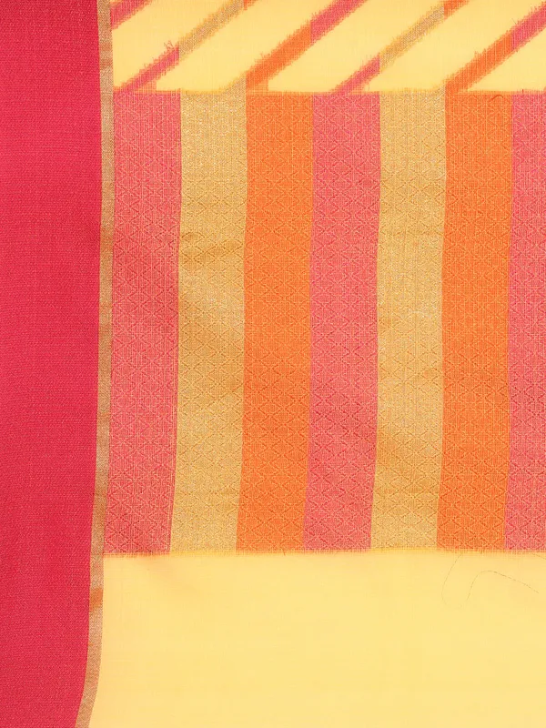 Yellow_colour_Silk_Blend_Saree_for_Women