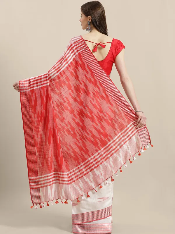 White_colour_Linen_Blend_Saree_for_Women
