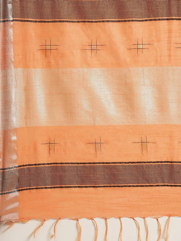Orange_colour_Silk_Blend_Saree_for_Women