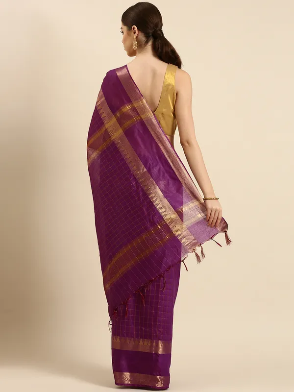 Magenta_colour_Silk_Blend_Saree_for_Women
