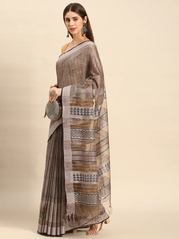 Grey_colour_Silk_Blend_Saree_for_Women
