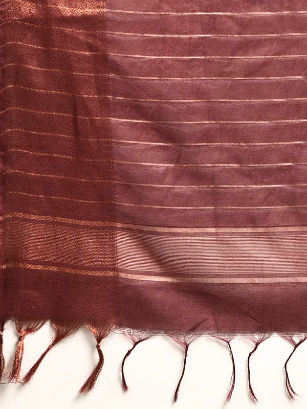 Peach_colour_Silk_Blend_Saree_for_Women