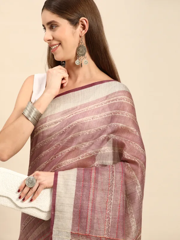 Purple_colour_Silk_Blend_Saree_for_Women