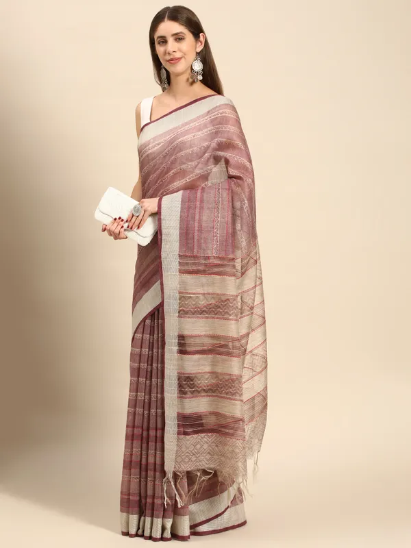 Purple_colour_Silk_Blend_Saree_for_Women