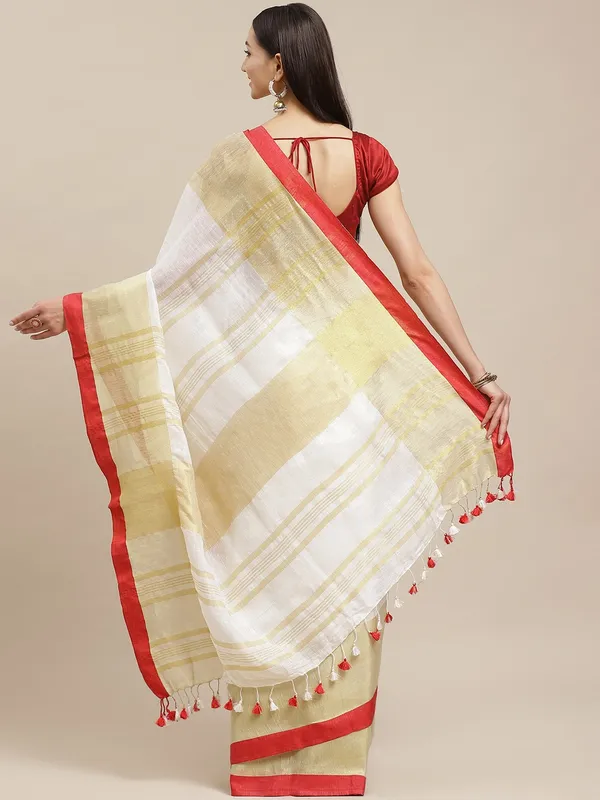 Off_White_colour_Pure_Linen_Saree_for_Women