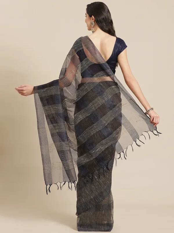 Navy_Blue_colour_Silk_Blend_Saree_for_Women