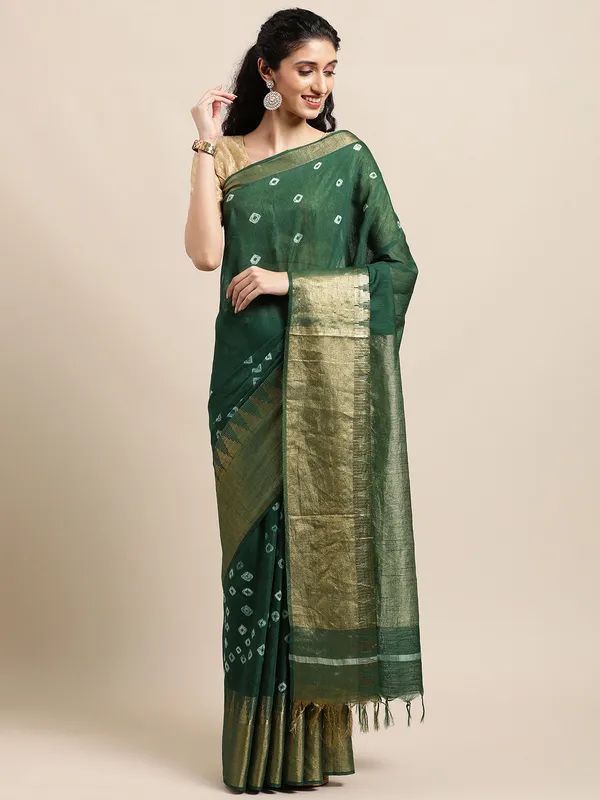 Green_colour_Silk_Blend_Saree_for_Women