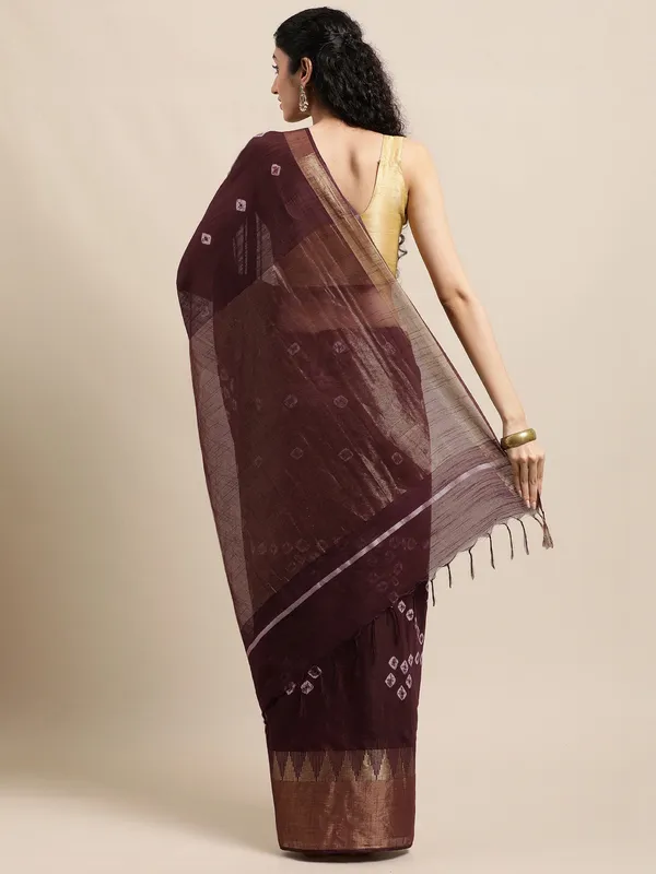 Brown_colour_Silk_Blend_Saree_for_Women