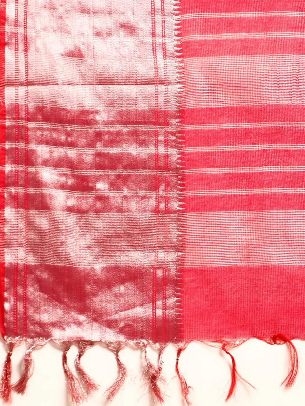 Pink_colour_Silk_Blend_Saree_for_Women