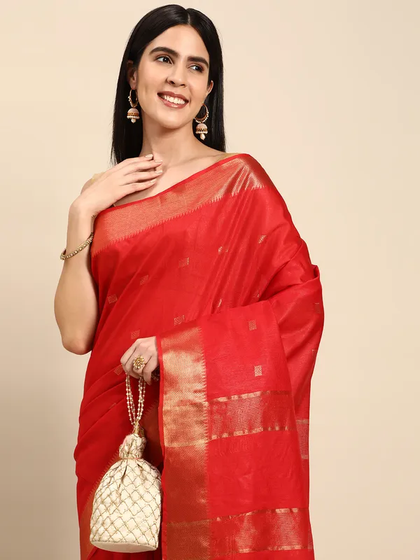 Red_colour_Silk_Blend_Saree_for_Women