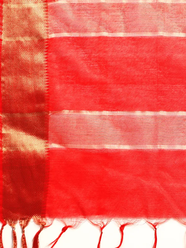 Red_colour_Silk_Blend_Saree_for_Women