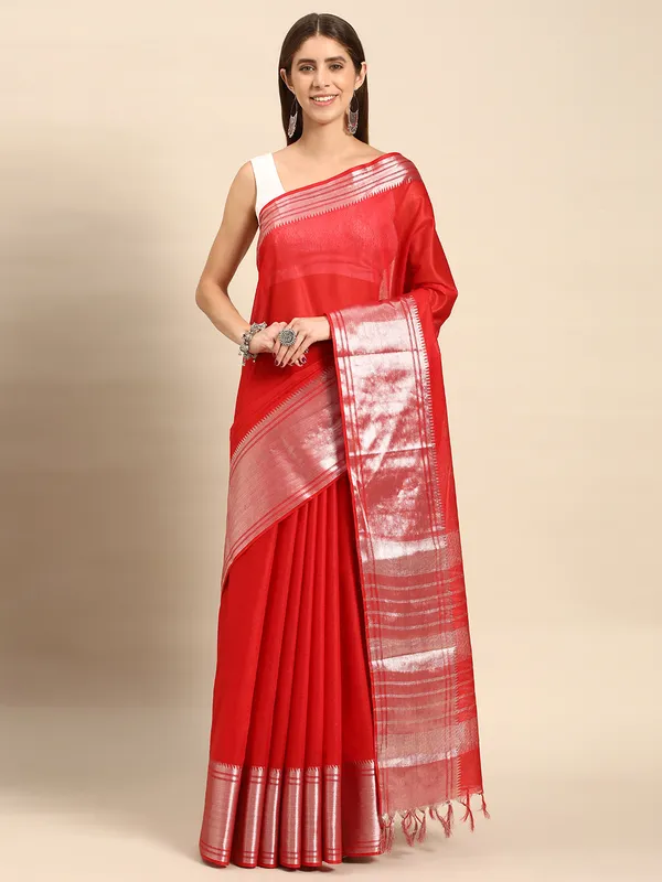 Red_colour_Silk_Blend_Saree_for_Women