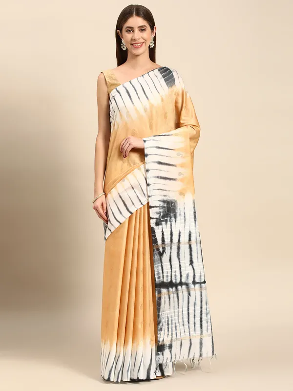 Yellow_colour_Silk_Blend_Saree_for_Women