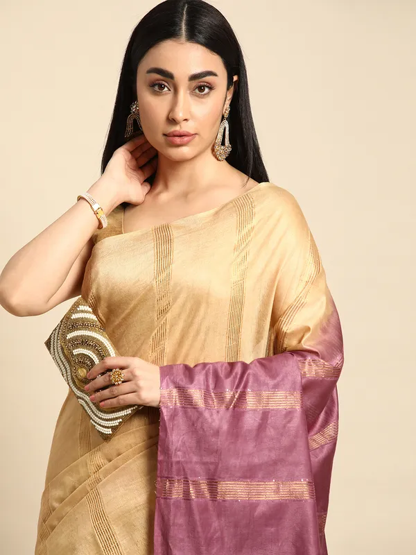 Beige_colour_Silk_Blend_Saree_for_Women