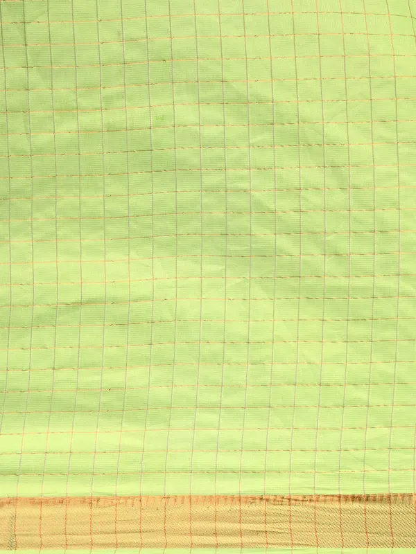 Green_colour_Silk_Blend_Saree_for_Women
