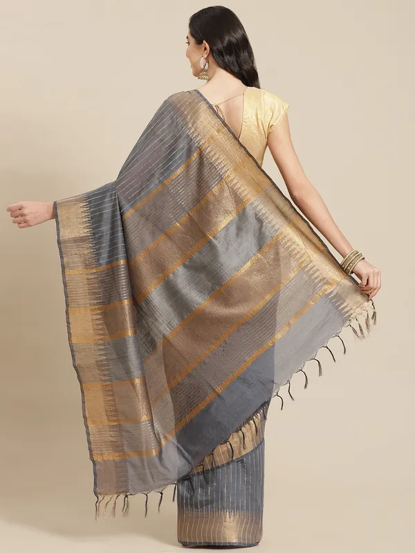 Grey_colour_Silk_Blend_Saree_for_Women