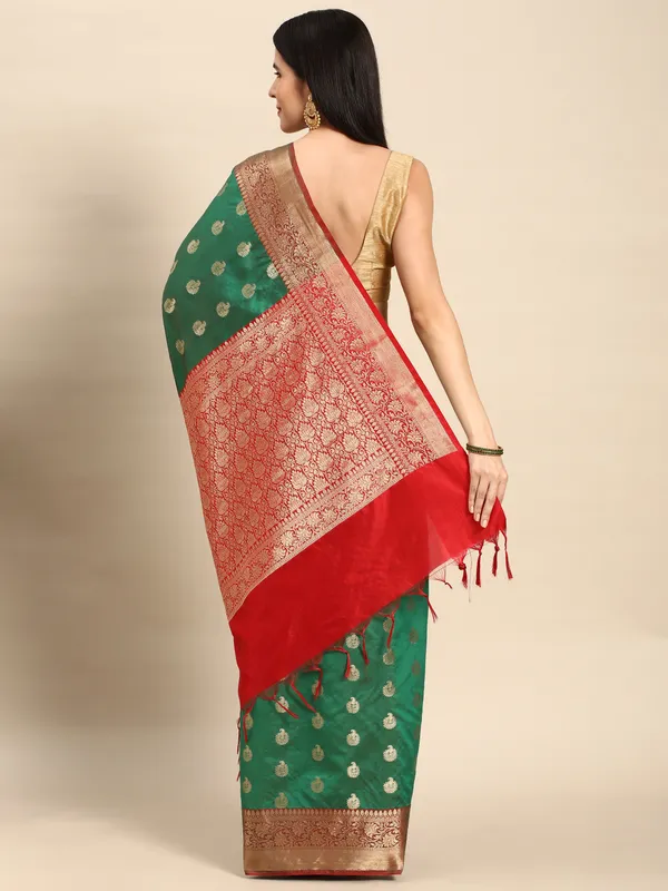 Green_colour_Silk_Blend_Saree_for_Women
