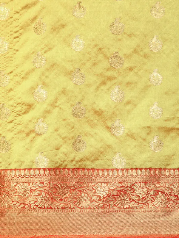 Green_colour_Silk_Blend_Saree_for_Women