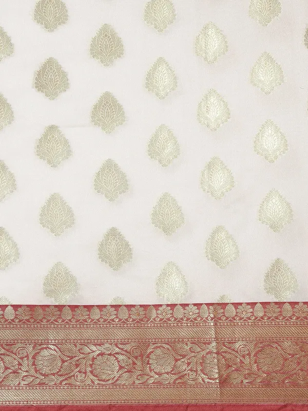 White_colour_Silk_Blend_Saree_for_Women