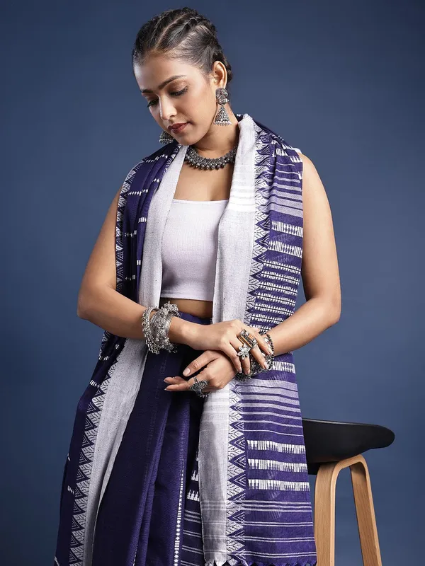 Blue_colour_Pure_Cotton_Saree_for_Women