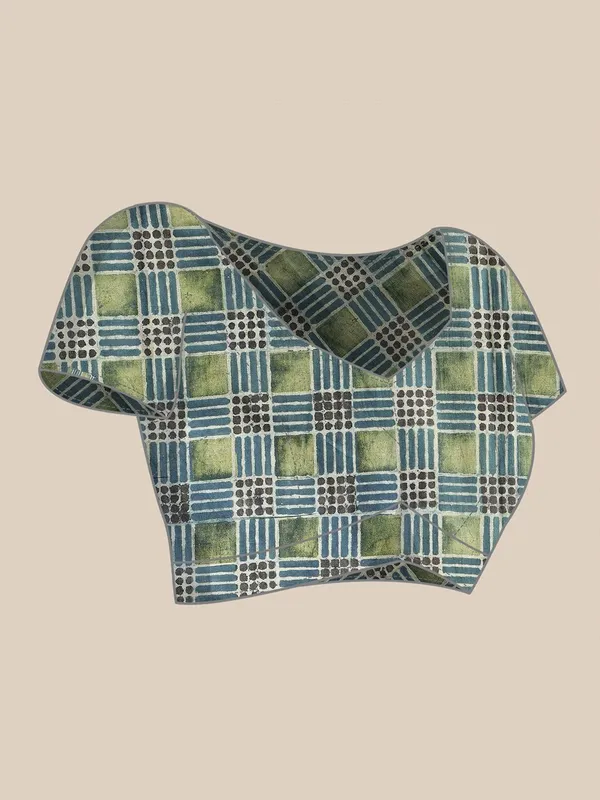 Green_colour_Pure_Cotton_Saree_for_Women