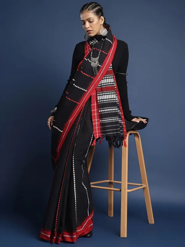 Black_colour_Pure_Cotton_Saree_for_Women