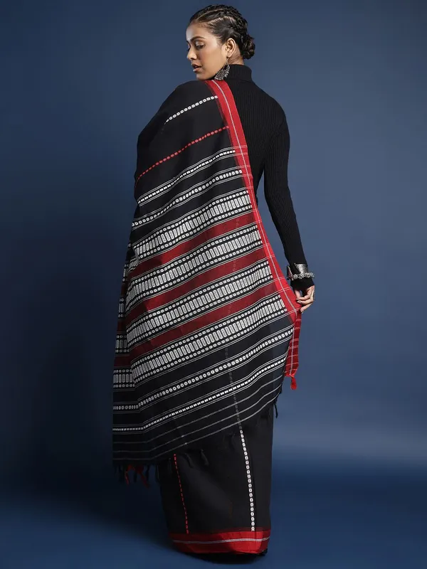 Black_colour_Pure_Cotton_Saree_for_Women