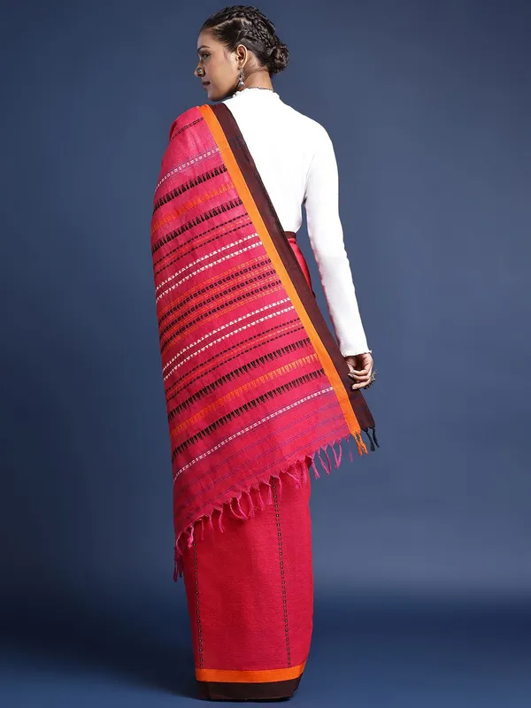 Pink_colour_Pure_Cotton_Saree_for_Women