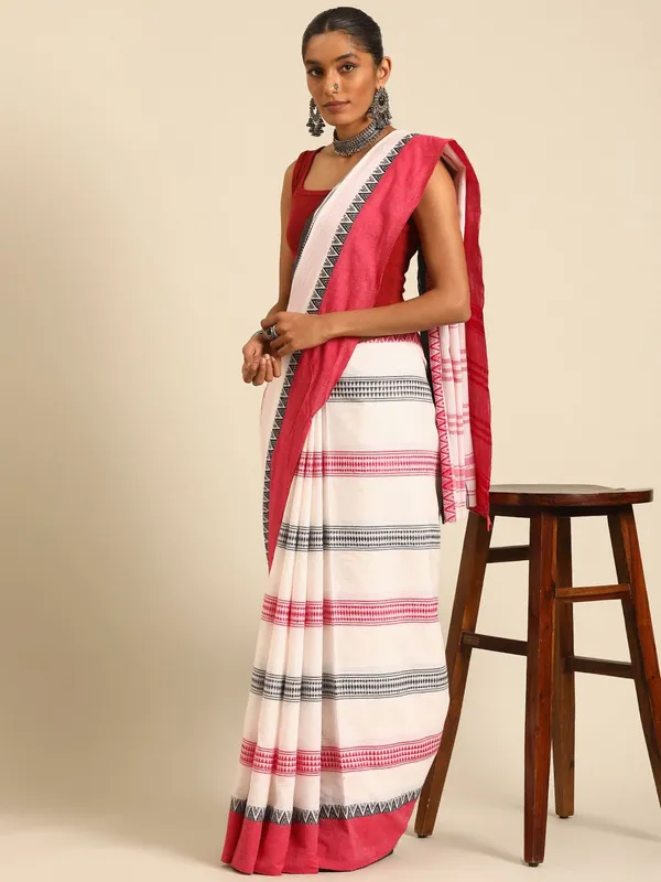 White_colour_Pure_Cotton_Saree_for_Women
