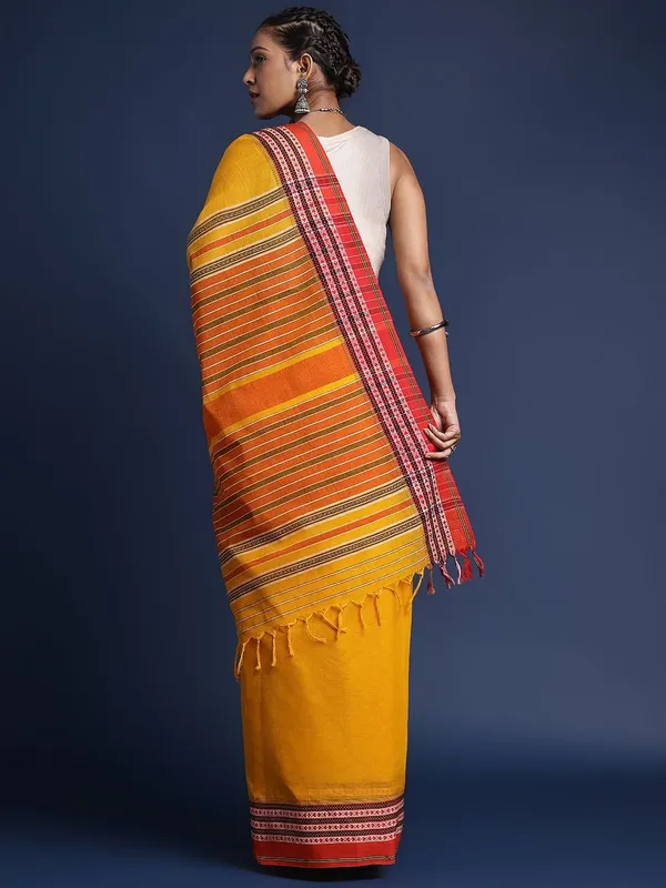 Yellow_colour_Pure_Cotton_Saree_for_Women