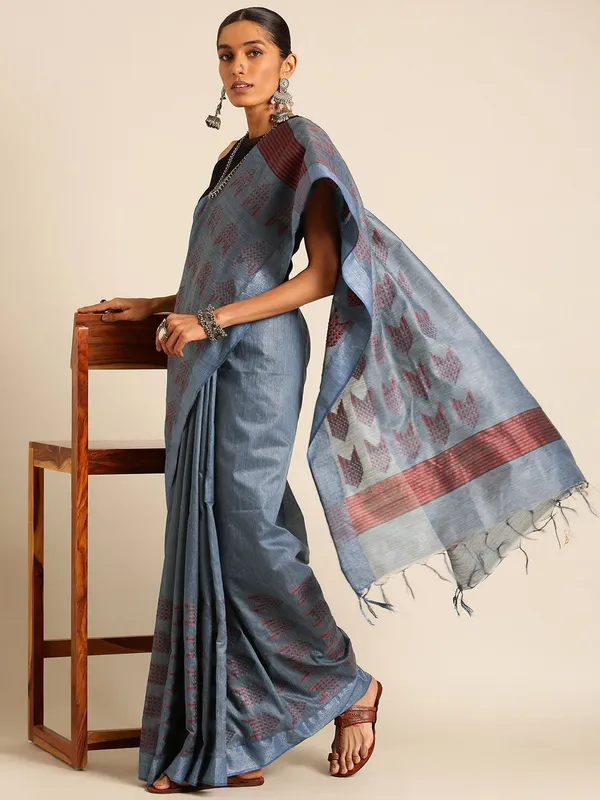 Blue_colour_Silk_Blend_Saree_for_Women
