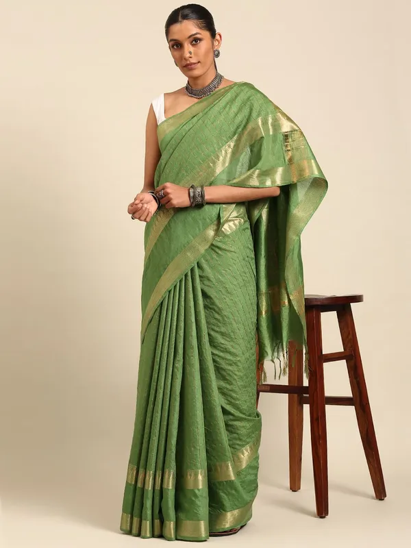 Green_colour_Silk_Blend_Saree_for_Women