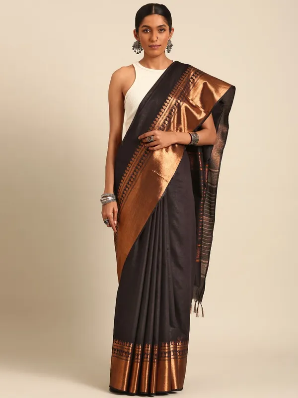 Black_colour_Silk_Blend_Saree_for_Women