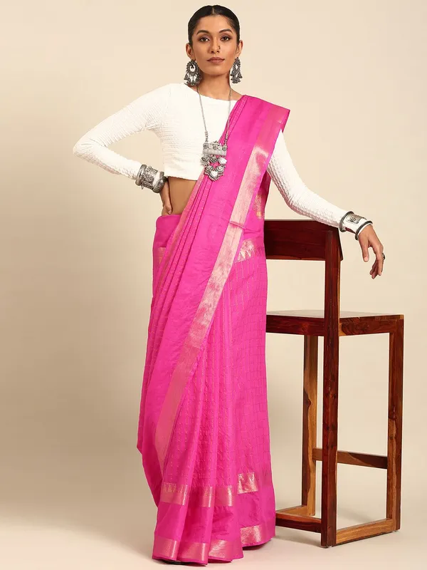 Pink_colour_Silk_Blend_Saree_for_Women