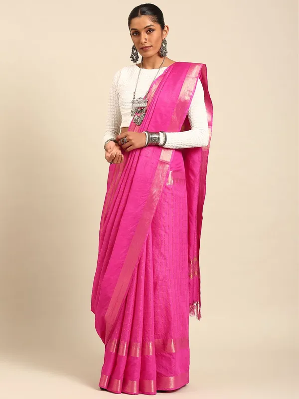 Pink_colour_Silk_Blend_Saree_for_Women
