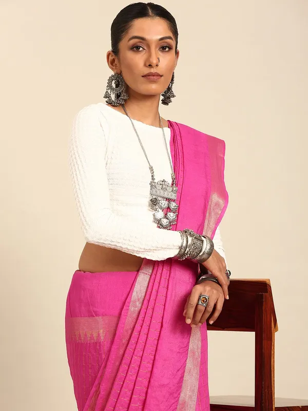 Pink_colour_Silk_Blend_Saree_for_Women