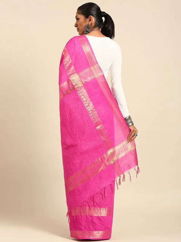 Pink_colour_Silk_Blend_Saree_for_Women
