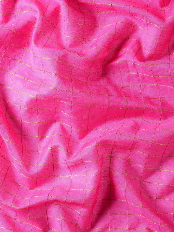 Pink_colour_Silk_Blend_Saree_for_Women