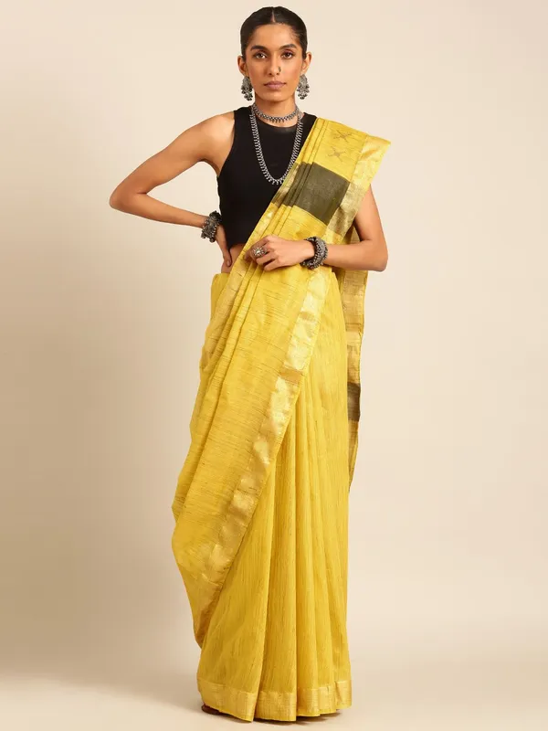 Yellow_colour_Silk_Blend_Saree_for_Women