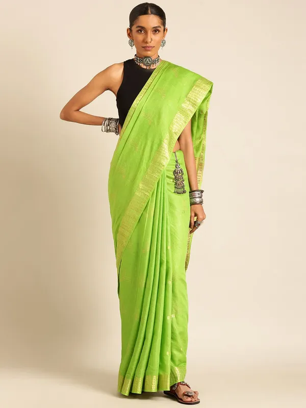 Green_colour_Silk_Blend_Saree_for_Women