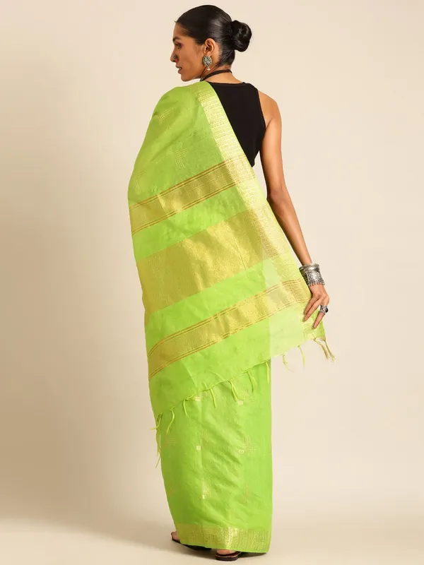 Green_colour_Silk_Blend_Saree_for_Women