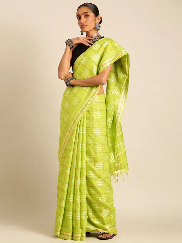 Green_colour_Silk_Blend_Saree_for_Women