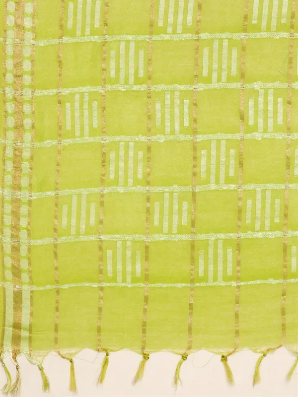Green_colour_Silk_Blend_Saree_for_Women