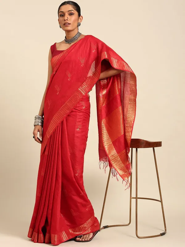 Red_colour_Silk_Blend_Saree_for_Women