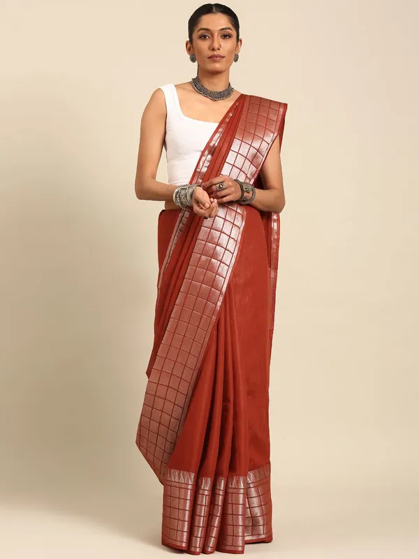 Maroon_colour_Silk_Blend_Saree_for_Women