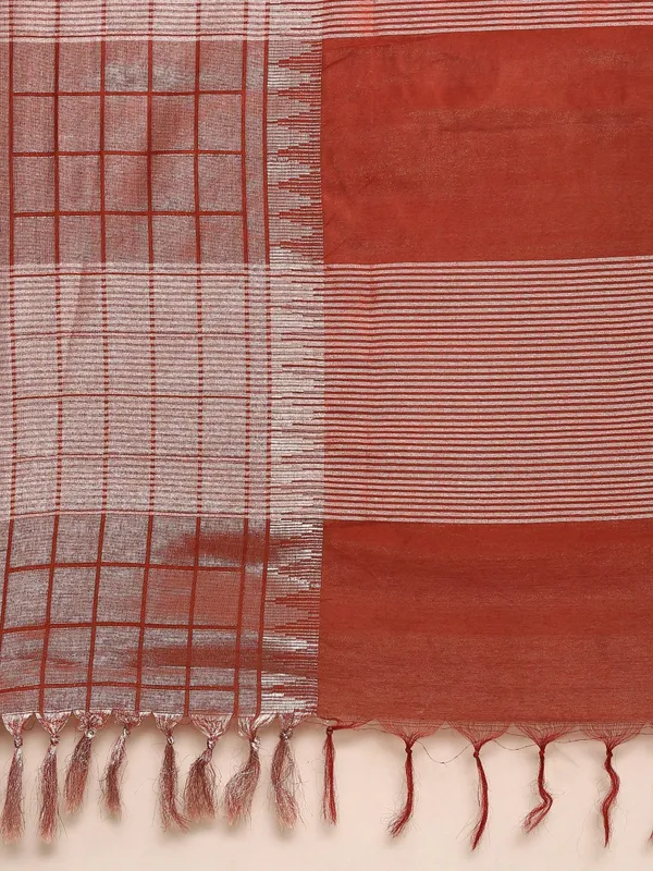 Maroon_colour_Silk_Blend_Saree_for_Women