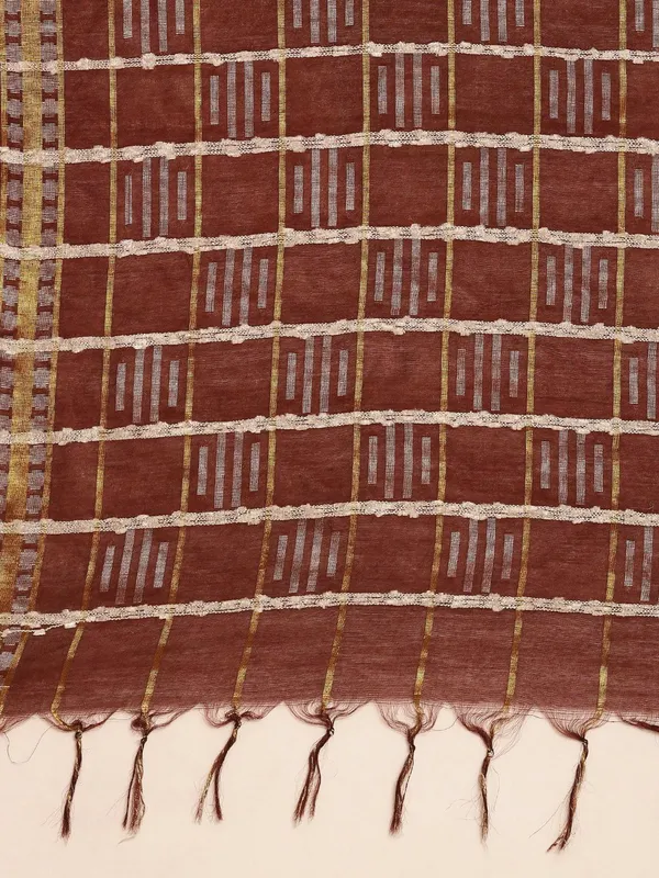 Brown_colour_Silk_Blend_Saree_for_Women