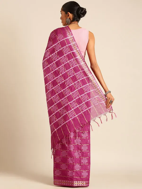 Pink_colour_Silk_Blend_Saree_for_Women