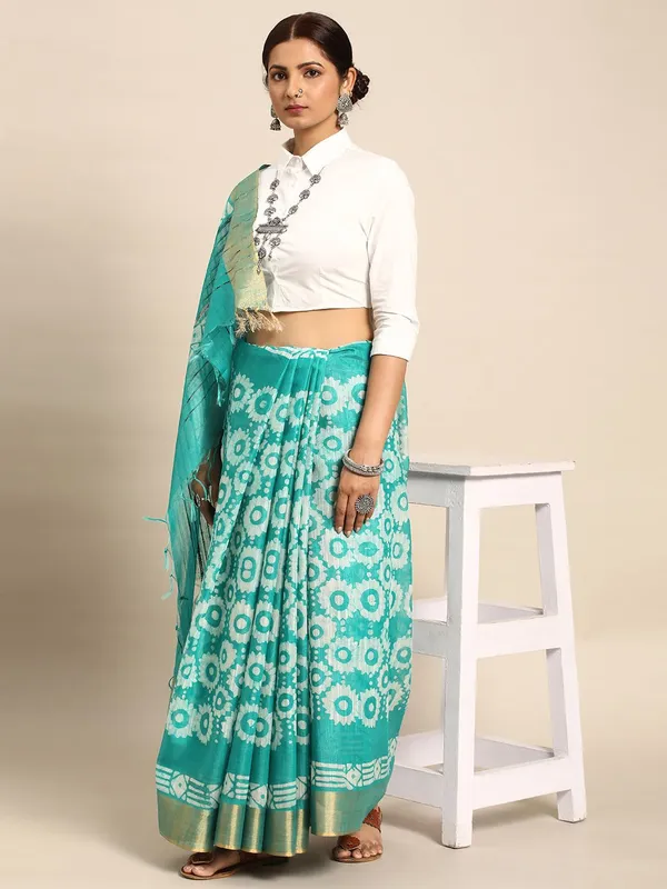Sea_Green_colour_Silk_Blend_Saree_for_Women