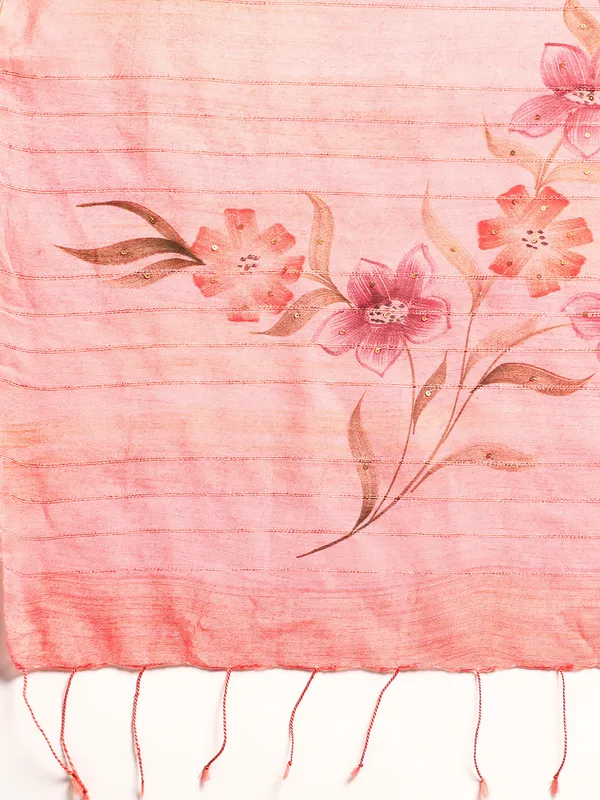 Pink_colour_Silk_Blend_Saree_for_Women